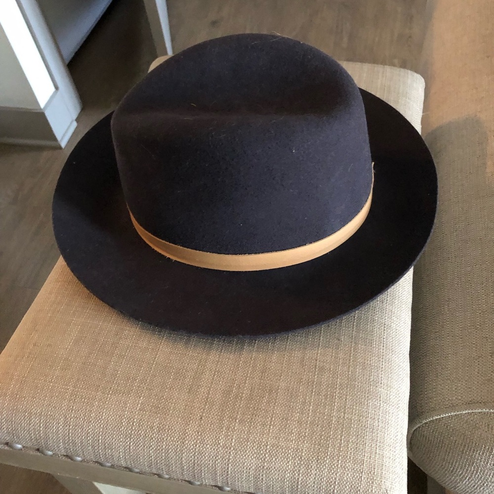 Gorgeous Janessa Leone hat! Only worn a handful of times. In perfect condition!